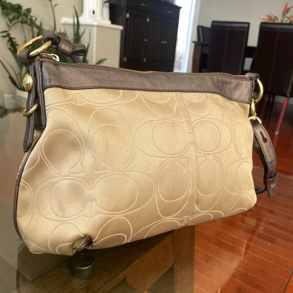 Coach Mia Signature C Shoulder Bag 15760 Gold Bronze Purse used condition - Picture 8 of 10